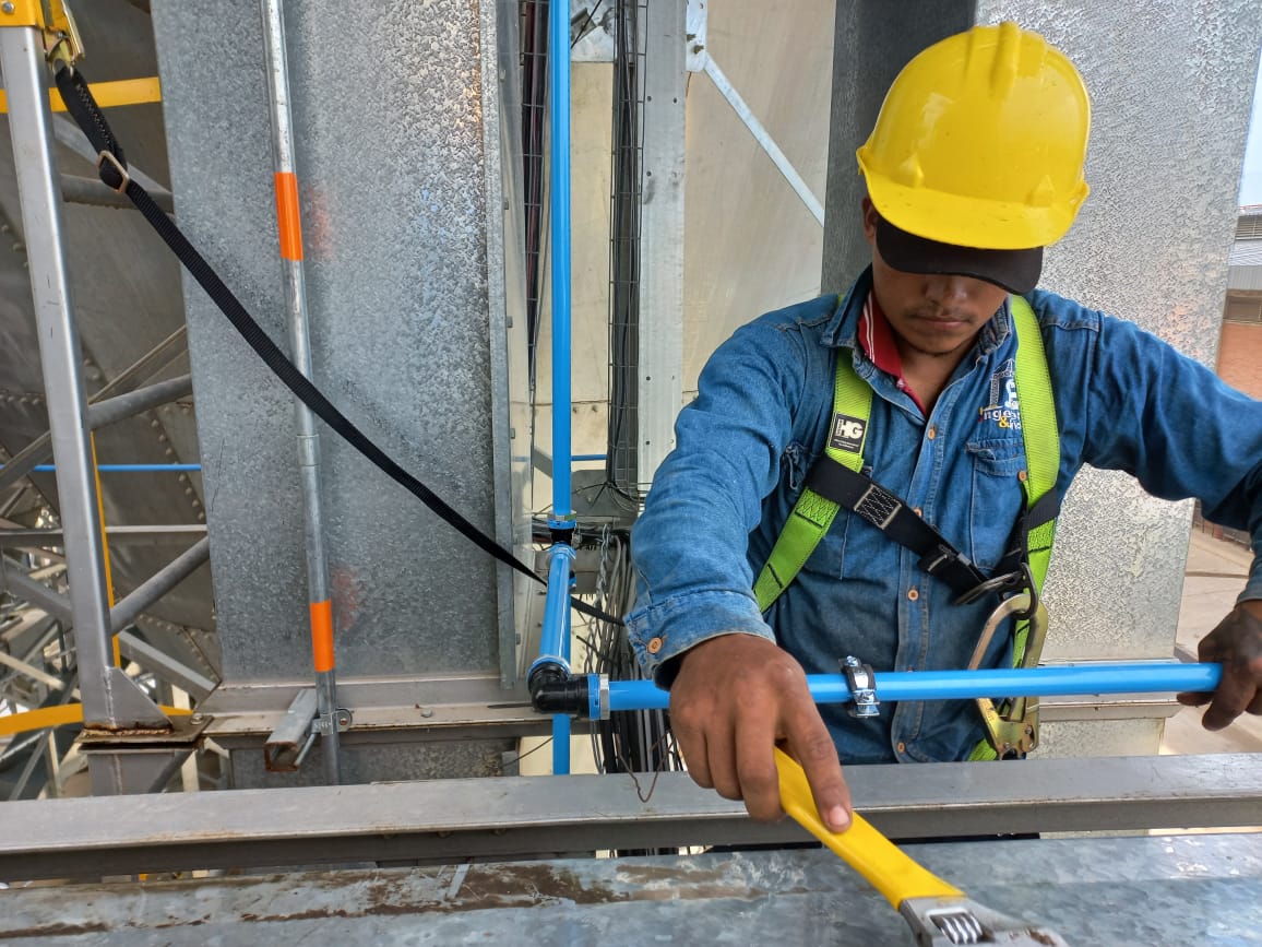 Fabricación de Termopozos y Termocuplas